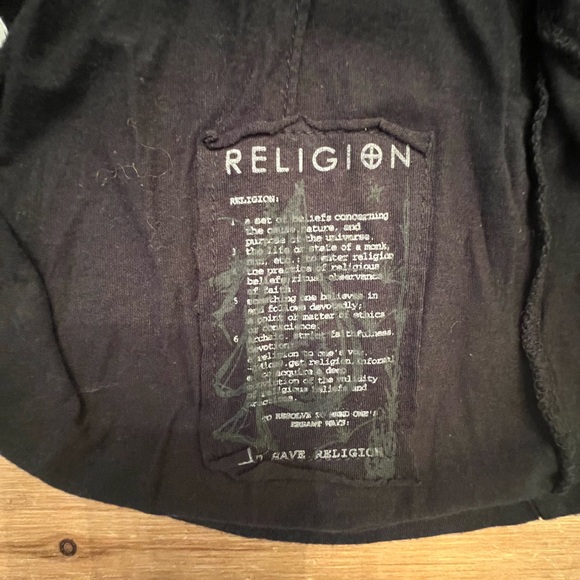 Men’s Black Embroidered Skeleton Religion T-Shirt from Spain size Medium - Picture 4 of 5